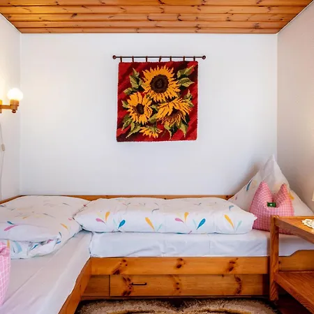 Rathaeusle Apartment *