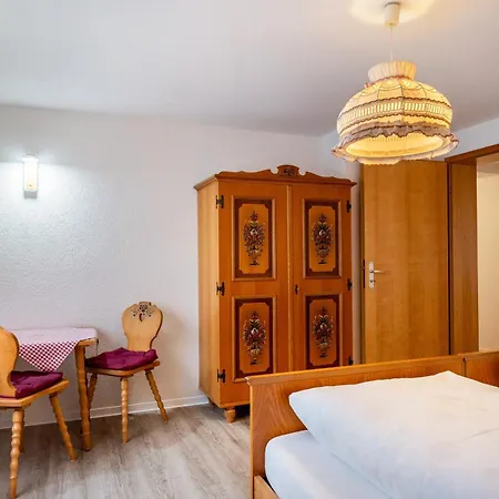 Rathaeusle Apartment *
