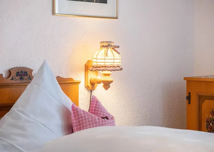 Rathaeusle Apartman *